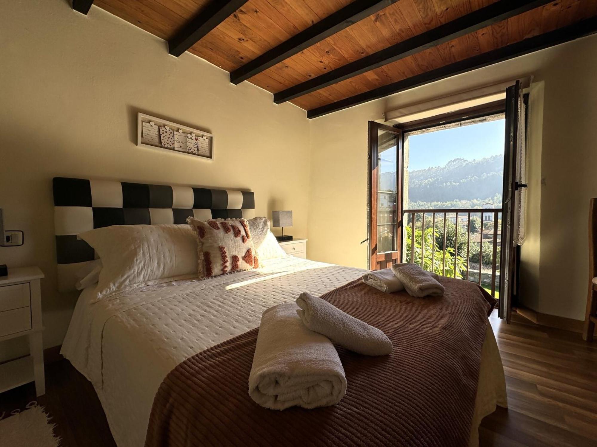 Casa Las Hortensias 2 Pendueles ยาเนส ภายนอก รูปภาพ